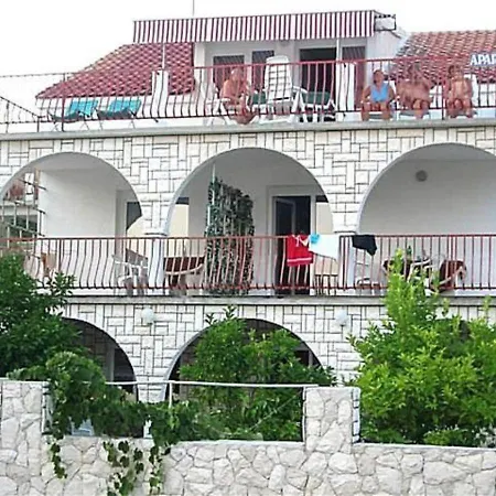 Ema Apartman *