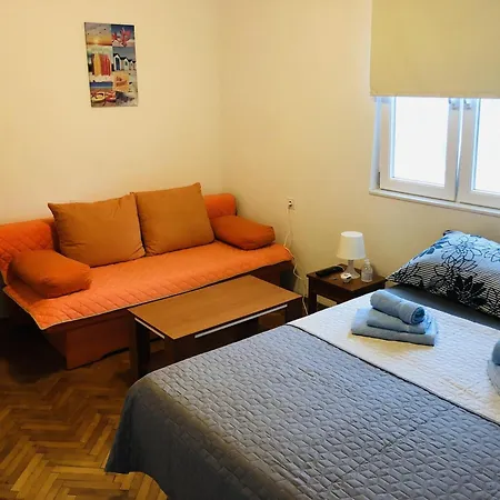 Ema Apartman Trogir