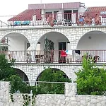 Ema Apartament *