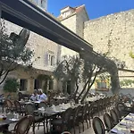 Apartament Ema